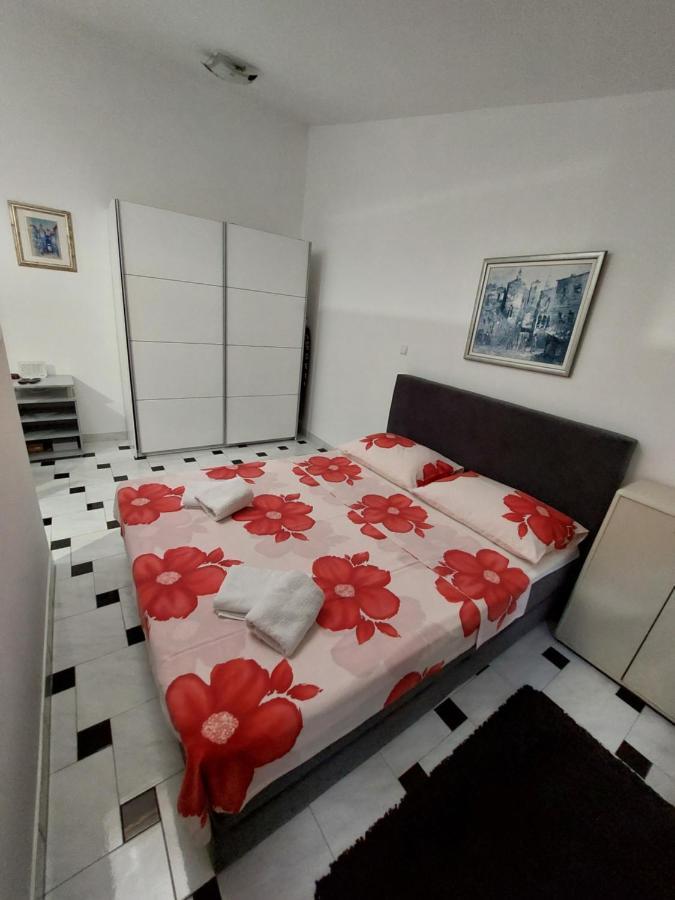 Studio Sakic Apartment สปลิท ภายนอก รูปภาพ